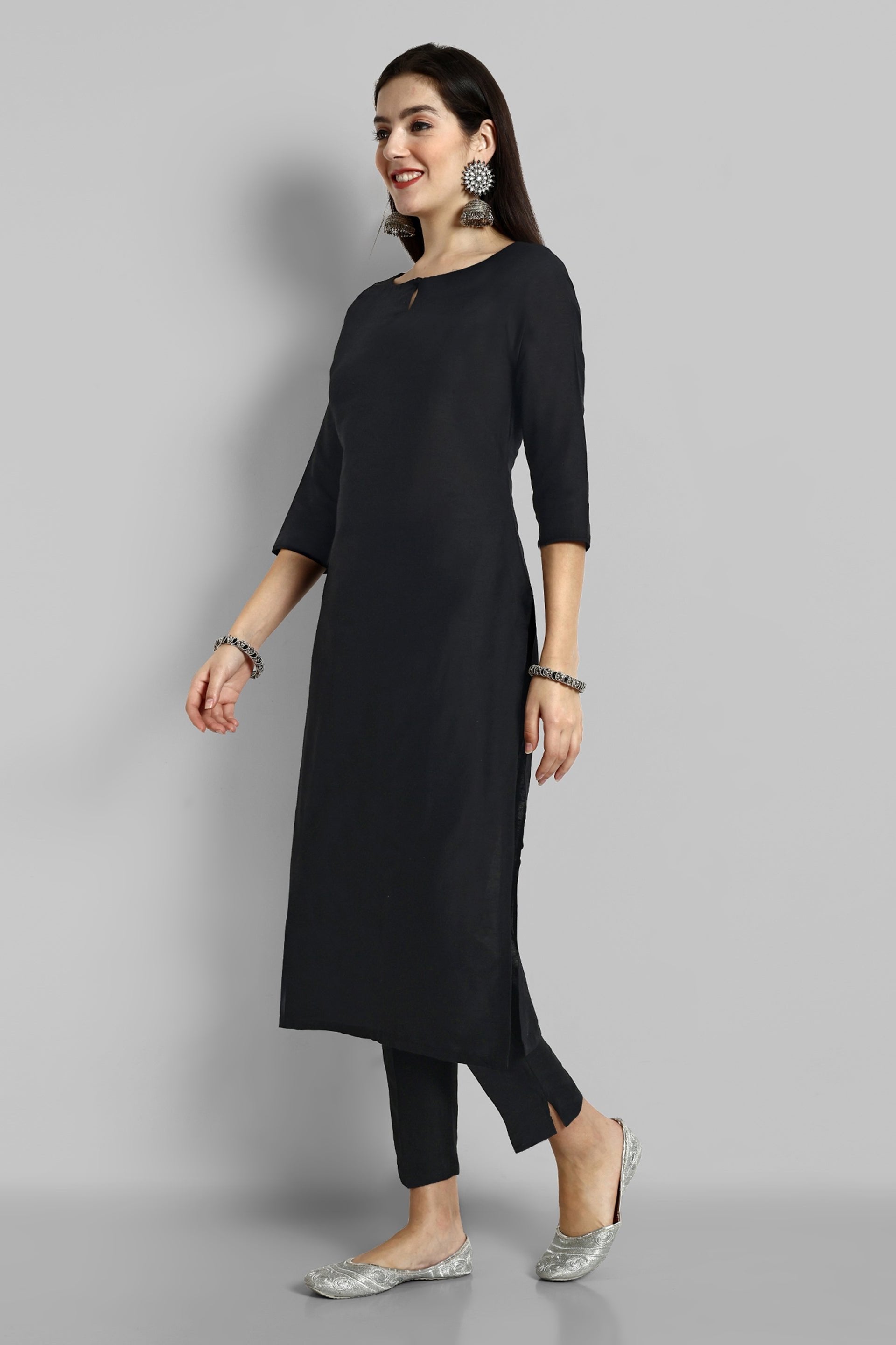 Key Hole Neck Kurta