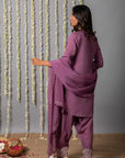 Women Embroidered Kurta