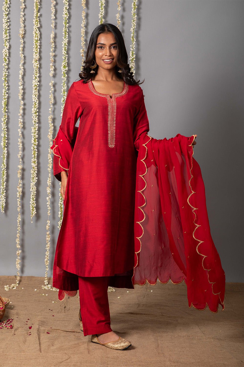 Chand Deep Red Cotton Silk Kurta with Organza Silk Dupatta - Set of 3