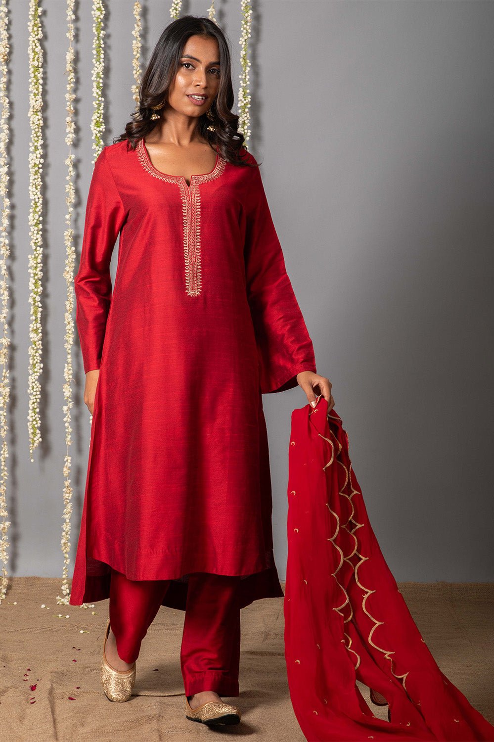 Chand Deep Red Cotton Silk Kurta with Organza Silk Dupatta - Set of 3