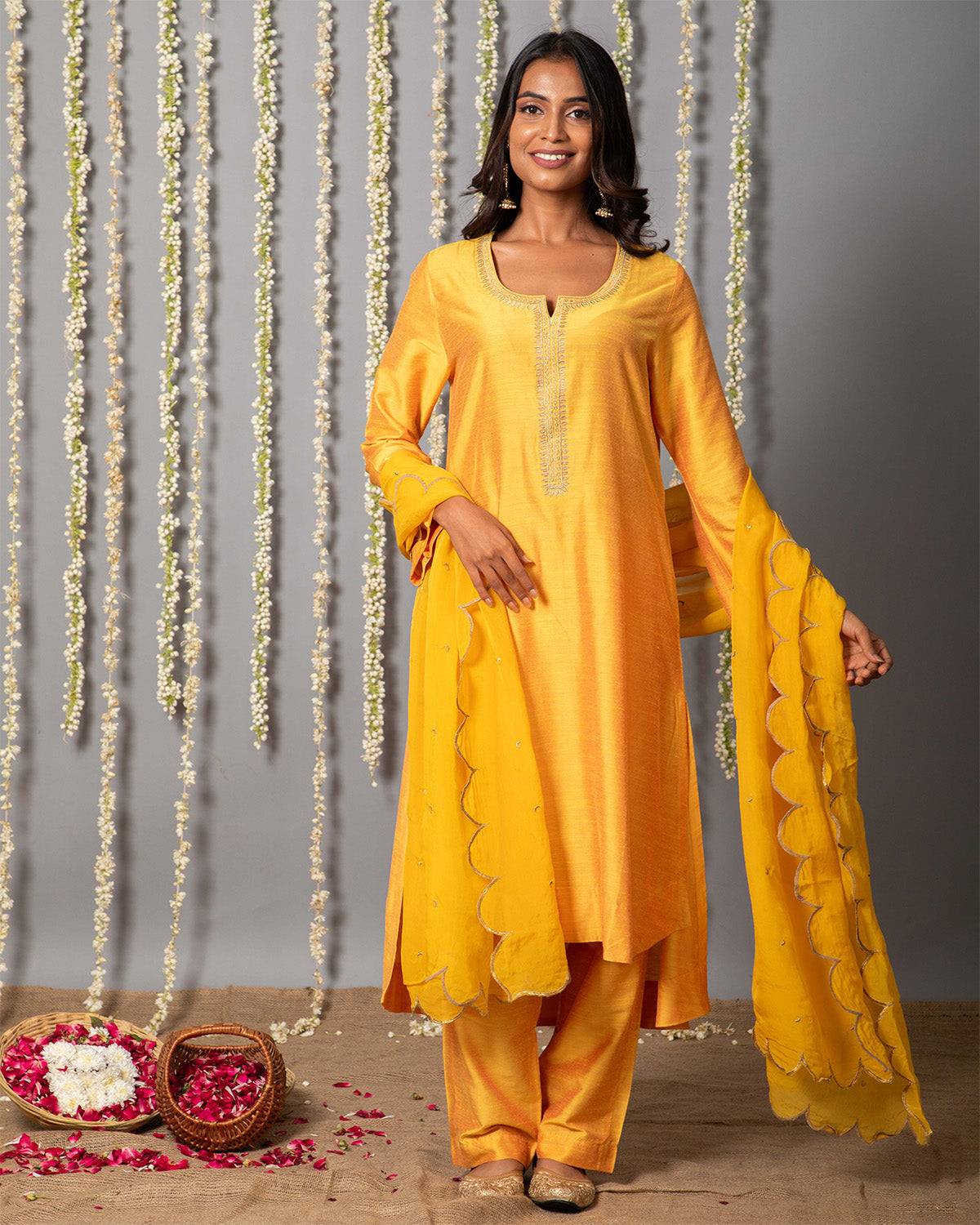 Chand Yellow Cotton silk kurta with organza silk Dupatta