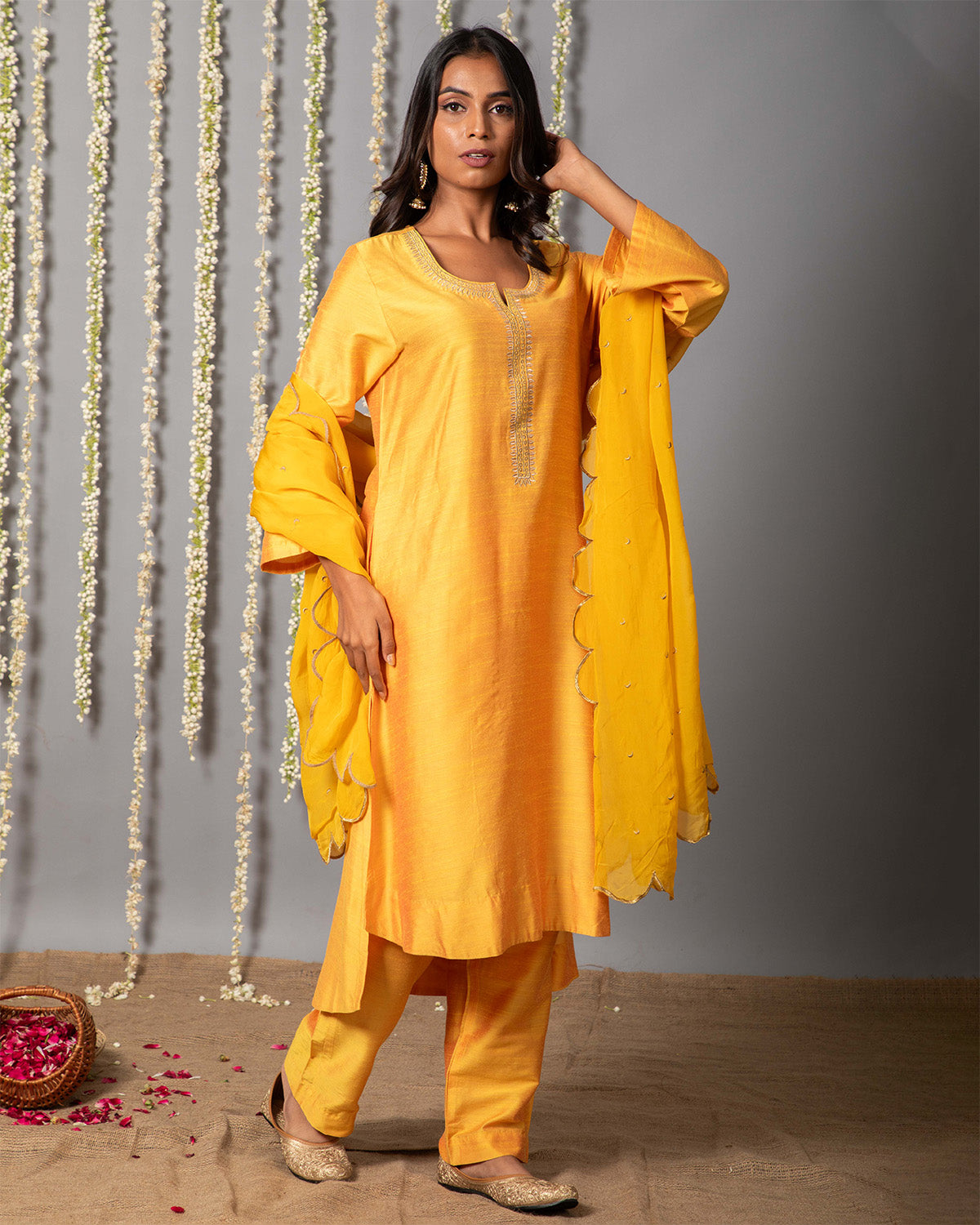 Chand Yellow Cotton silk kurta with organza silk Dupatta