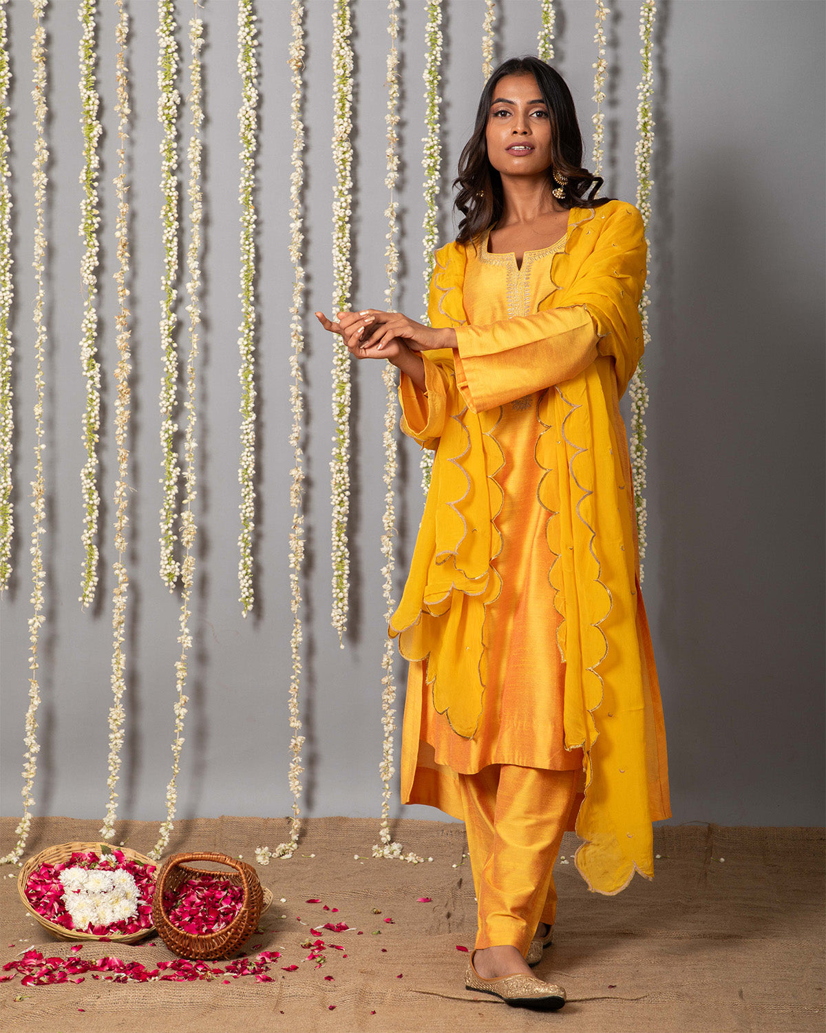 Chand Yellow Cotton silk kurta with organza silk Dupatta