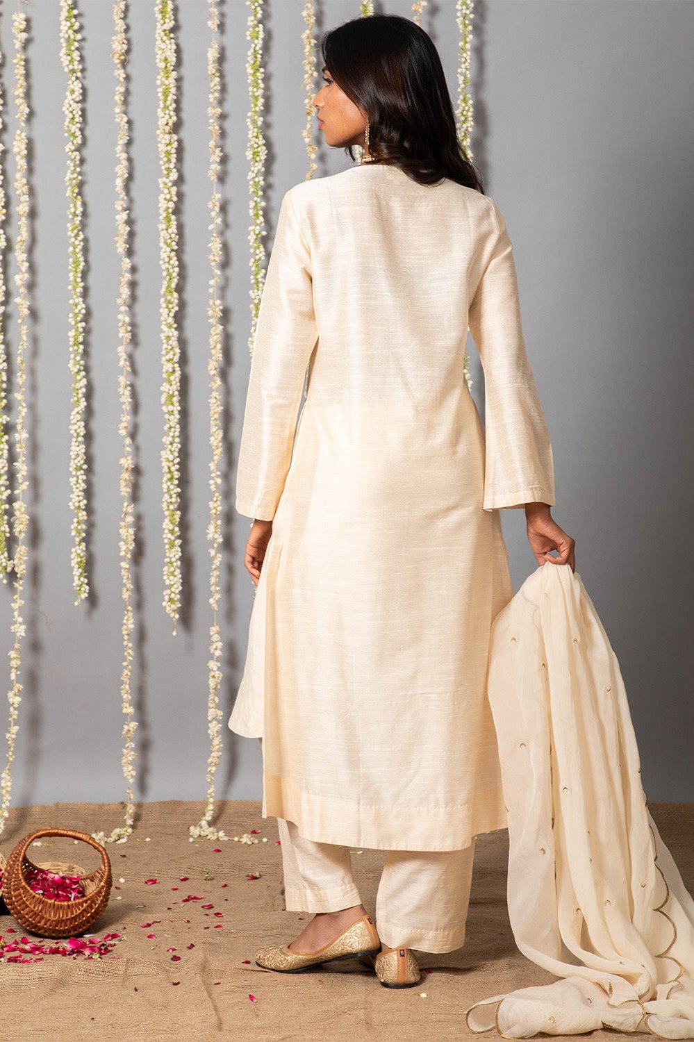 Ladies Kurtas Online