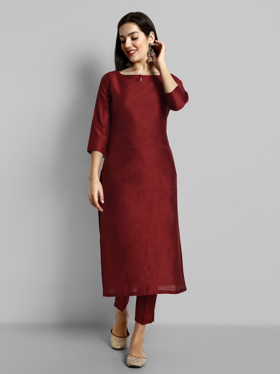 Deep Red Key hole Boat Neck Kurta