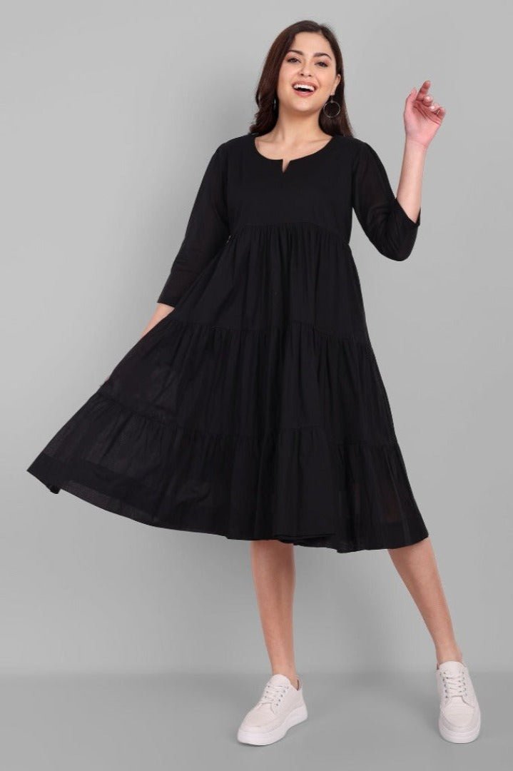 Black Cotton Mul Short Graduated Dress