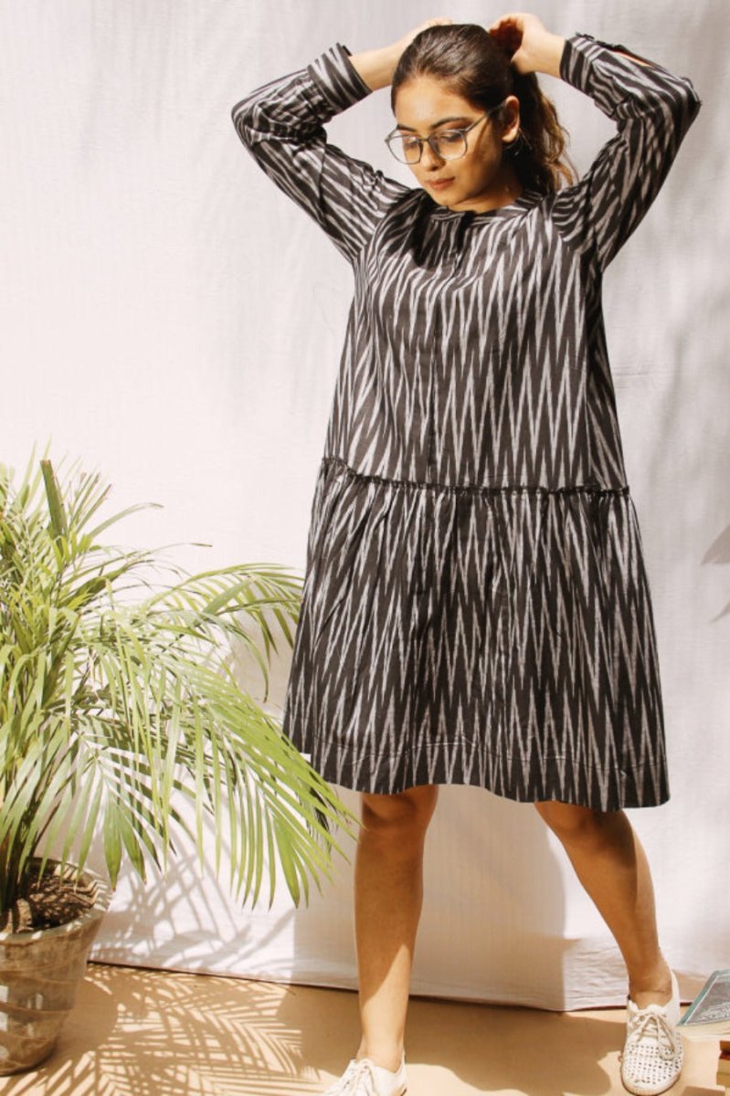 Black ikat Knee-length dress