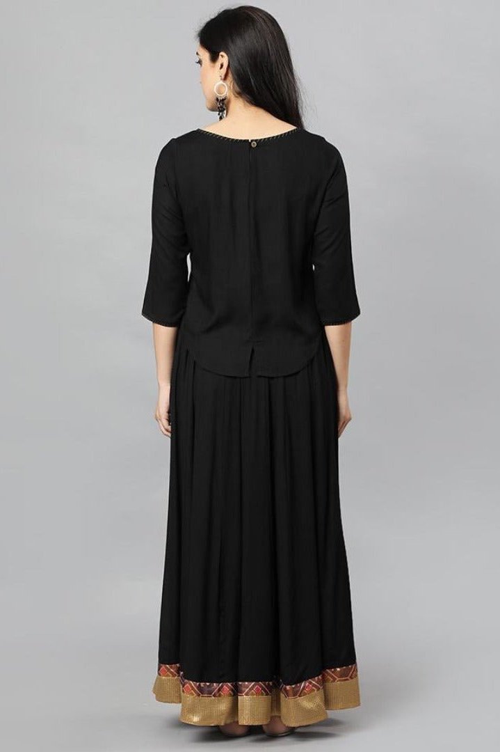 Women Black Rayon Skirt