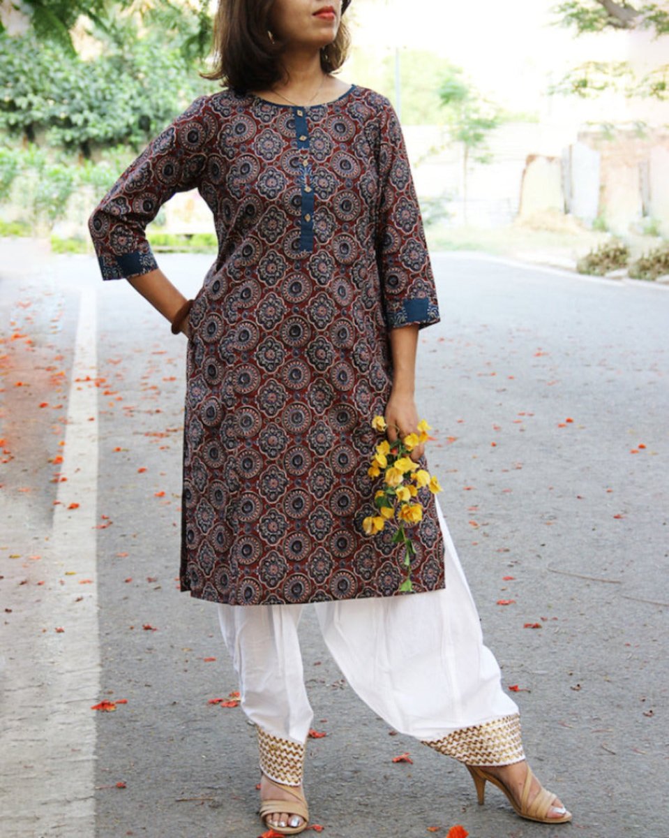 Golden Lahori Poncha Shalwar Online