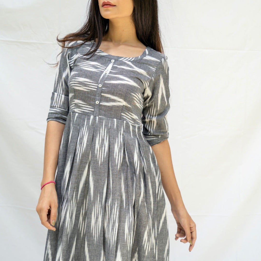 Gray Ikkat Knee-length Dress