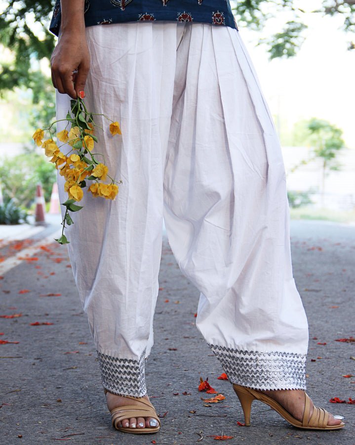 Light Gray Silver Lahori Poncha Shalwar